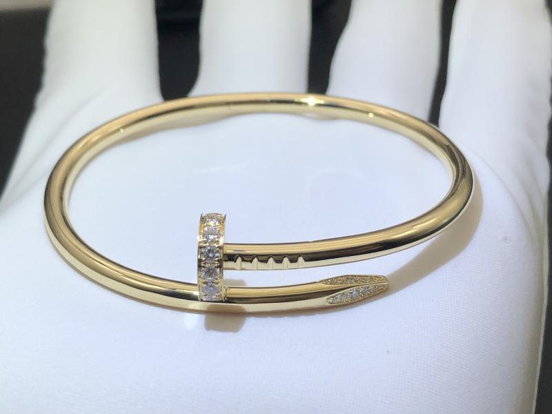 JUSTE UN CLOU BRACELET, CLASSIC MODEL, DIAMONDS
