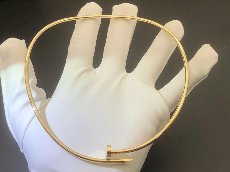 JUSTE UN CLOU TORQUE NECKLACE