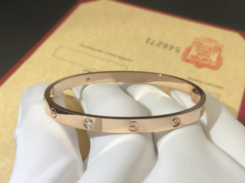 LOVE BRACELET, MEDIUM MODEL, 4 DIAMONDS